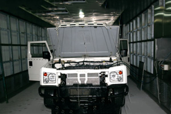 整車環(huán)境模擬艙(圖1) 整車環(huán)境模擬艙(圖1)