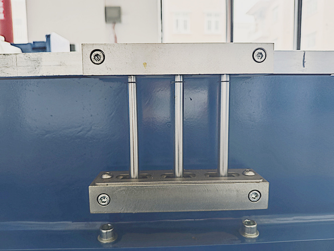 高頻率振動試驗系統的保養方法(圖3)